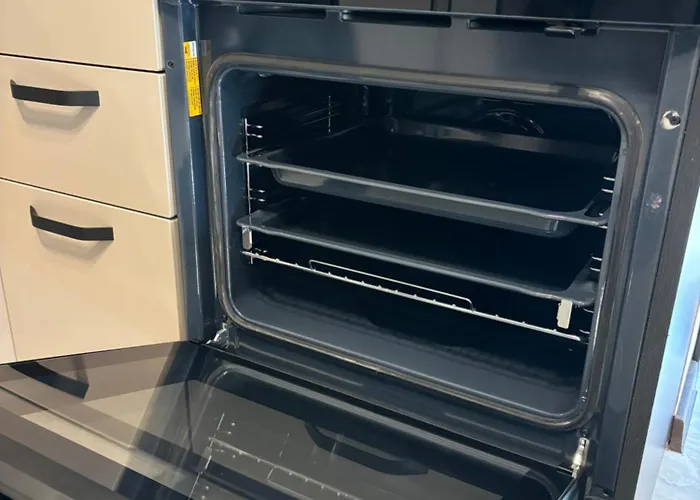 Business Park Cozy Lux & Private Garage Option דירה