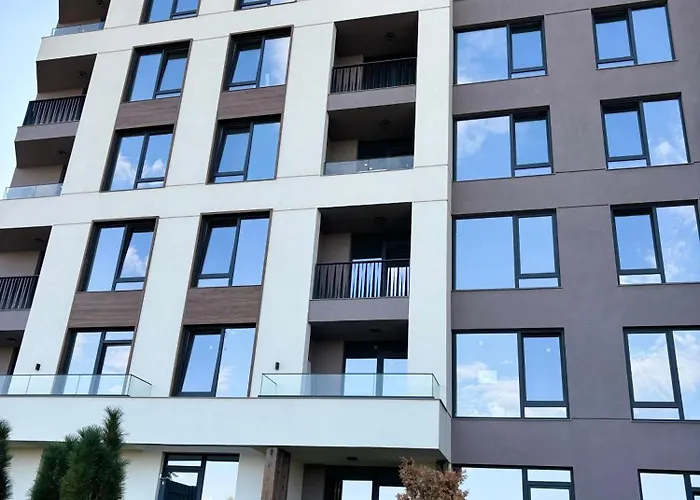 Business Park Cozy Lux & Private Garage Option דירה *