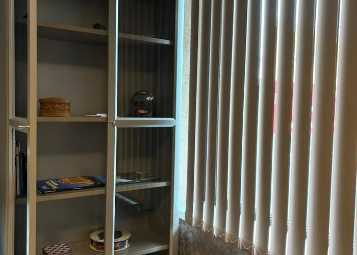 Business Park Cozy Lux & Private Garage Option דירה סופיה