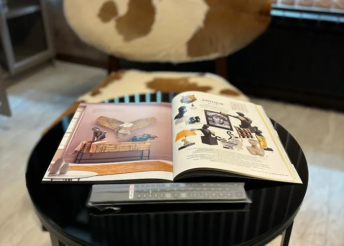 דירה Business Park Cozy Lux & Private Garage Option