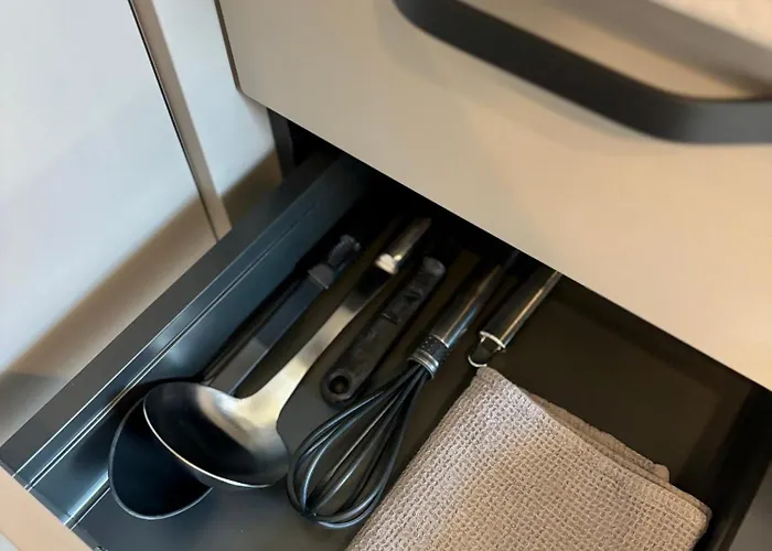 Business Park Cozy Lux & Private Garage Option דירה סופיה