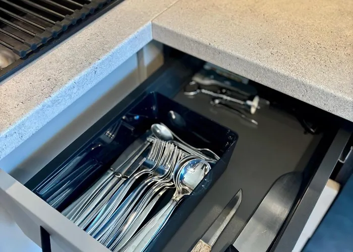 Business Park Cozy Lux & Private Garage Option * סופיה