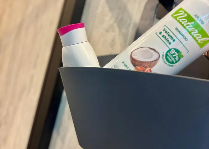 Business Park Cozy Lux & Private Garage Option דירה *