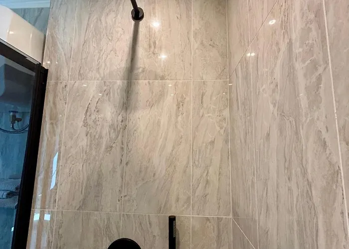 דירה Business Park Cozy Lux & Private Garage Option