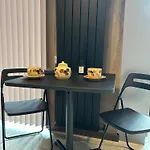 Daire Allegra Cozy Luxury Near Business Park And 10 Min To Airport Sofya