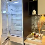 Allegra Cozy Luxury Near Business Park And 10 Min To Airport