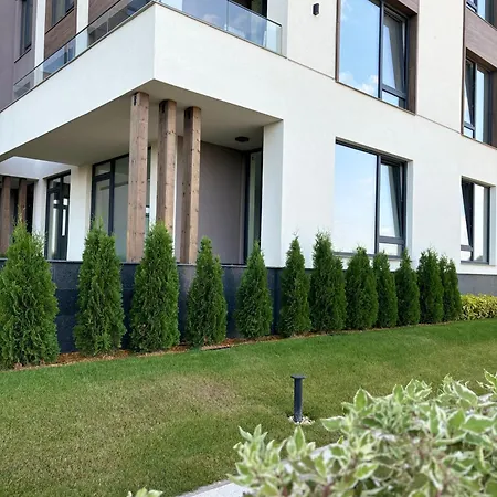 Business Park Cozy Lux & Private Garage Option Sofia