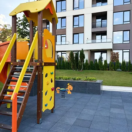 Apartment Business Park Cozy Lux & Private Garage Option