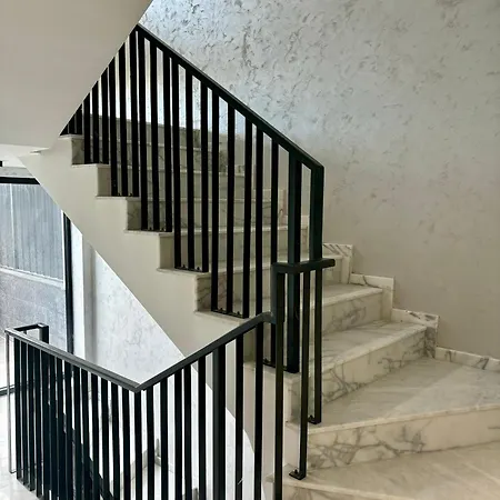 Business Park Cozy Lux & Private Garage Option Sofya