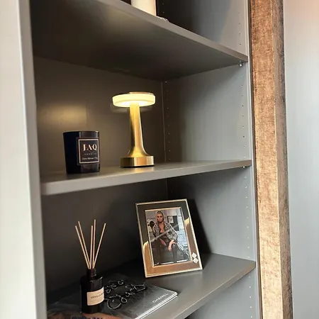 Apartman Business Park Cozy Lux & Private Garage Option