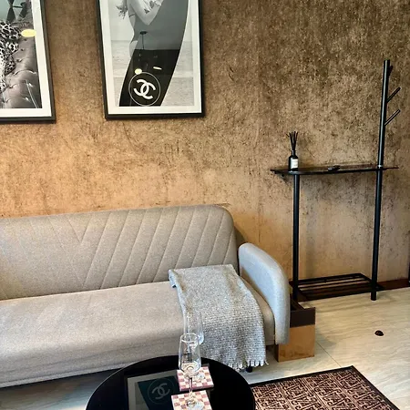 Business Park Cozy Lux & Private Garage Option * 소피아