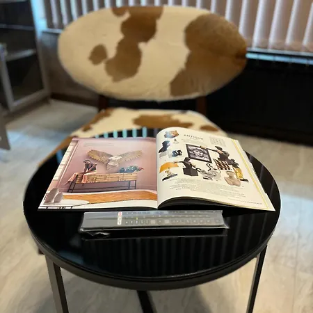 Appartement Business Park Cozy Lux & Private Garage Option